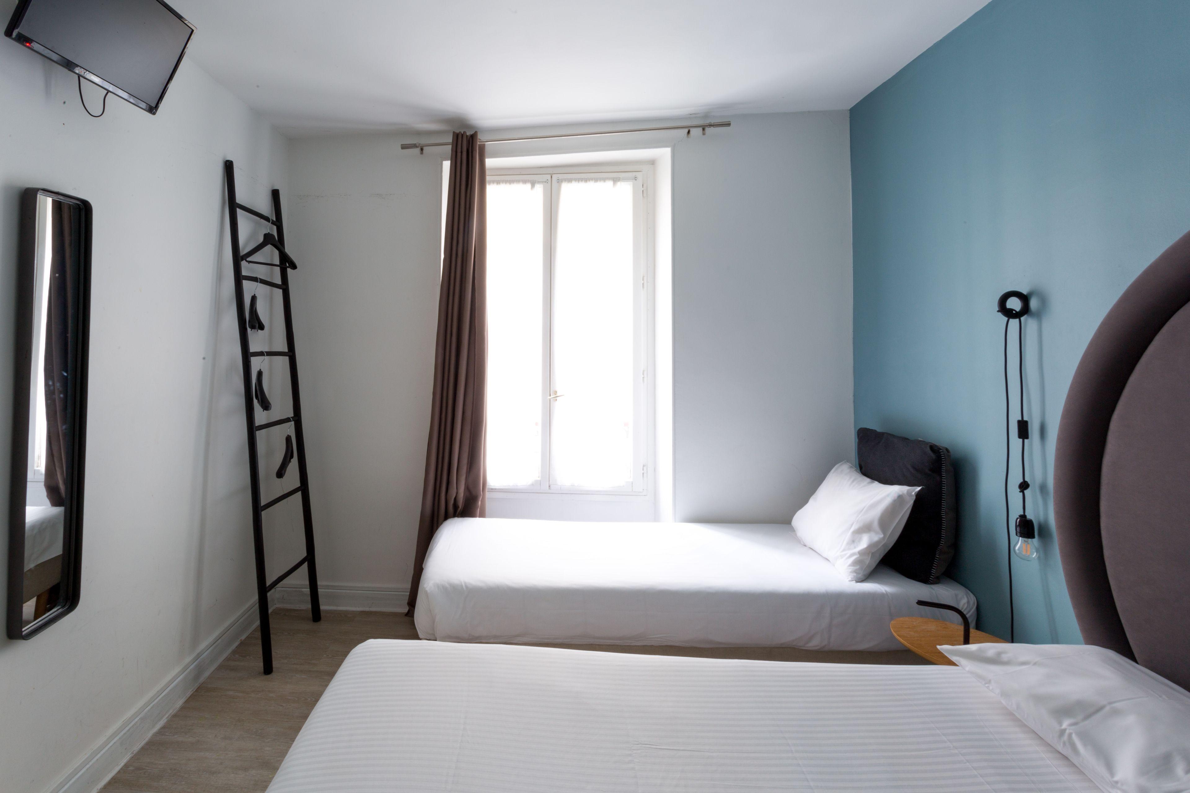 Hotel Eiffel Xv 2*