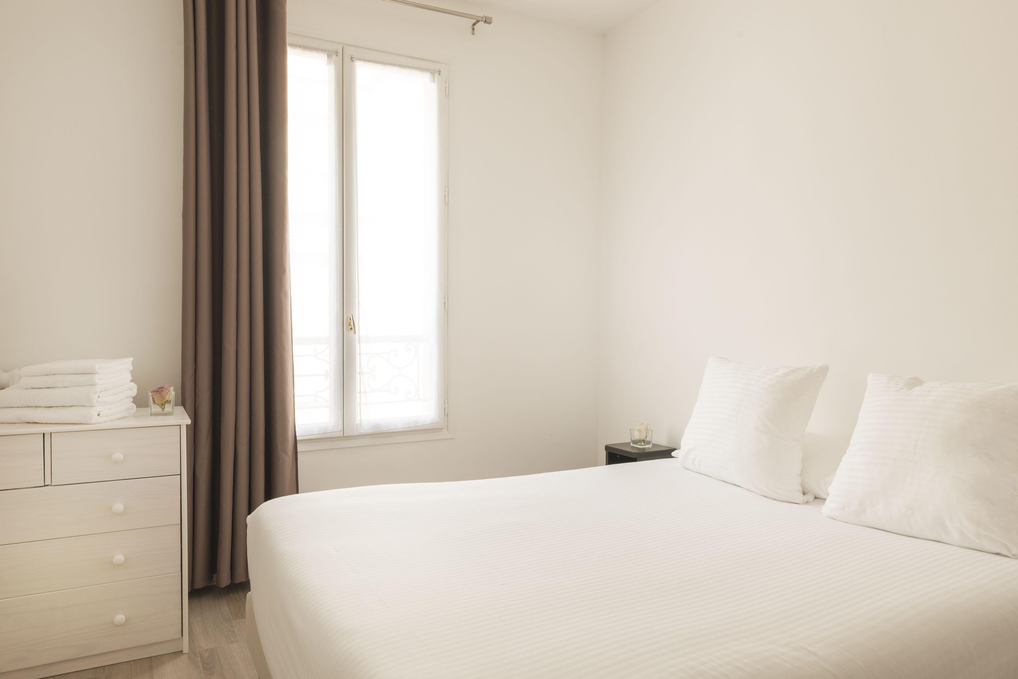 Eiffel Xv Hotel 2*